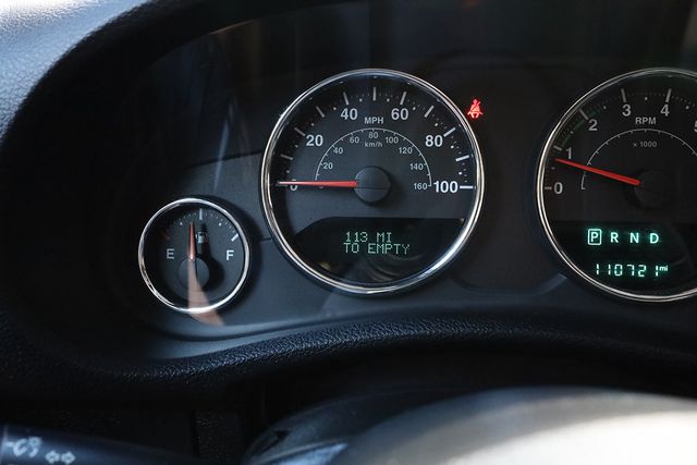 2017 Jeep Wrangler Unlimited Sport S 4x4 - 22978566 - 44