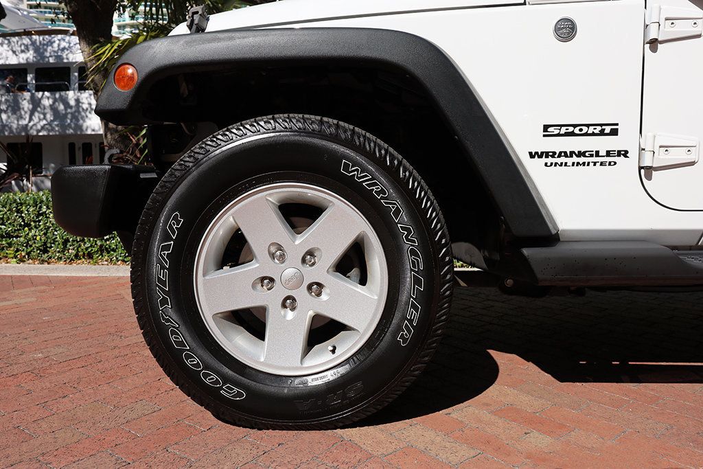 2017 Jeep Wrangler Unlimited Sport S 4x4 - 22978566 - 48