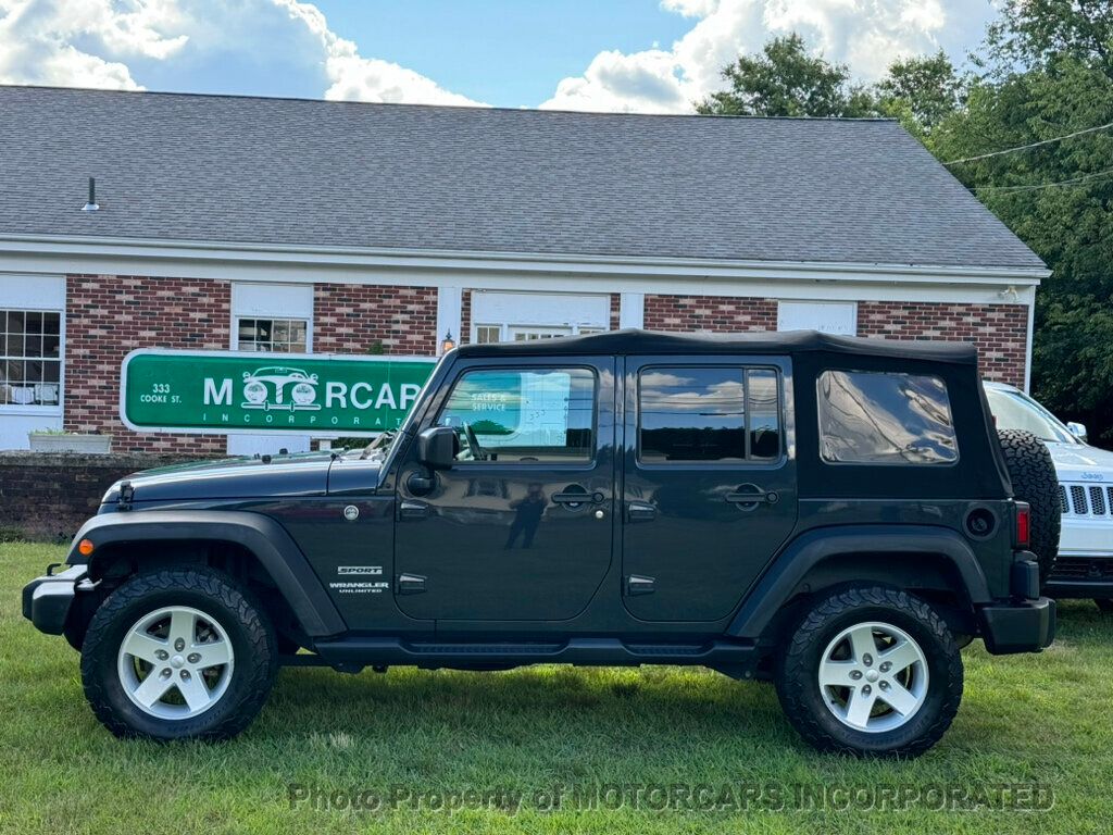 2017 Jeep Wrangler Unlimited TRULY IN ABSOLUTELY PHENOMENAL CONDITION AND PRICED RIGHT!! - 22508908 - 0