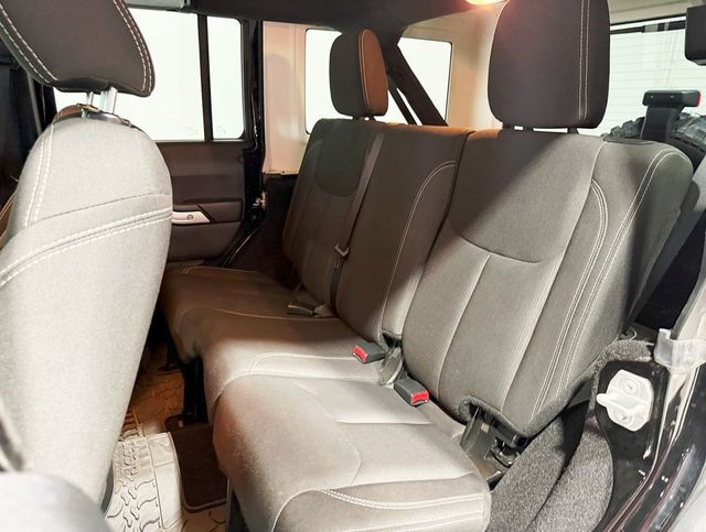 2017 Jeep Wrangler Unlimited Unlimited Rubicon - 22910984 - 25