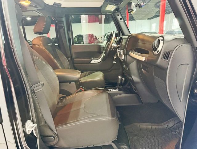 2017 Jeep Wrangler Unlimited Unlimited Rubicon - 22910984 - 32