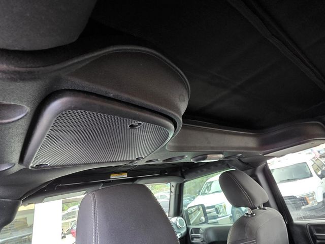 2017 Jeep Wrangler Unlimited Unlimited Rubicon - 22922629 - 9