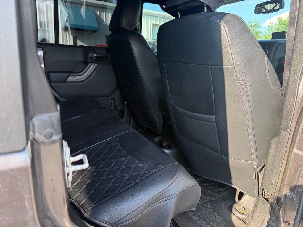 2017 Jeep Wrangler Unlimited Unlimited Rubicon - 23073667 - 16