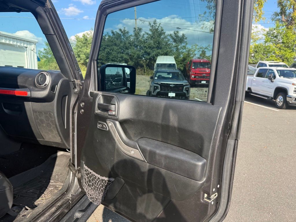 2017 Jeep Wrangler Unlimited Unlimited Rubicon - 23073667 - 17