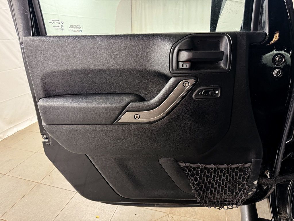 2017 Jeep Wrangler Unlimited UNLIMITED SPORT 4X4 - 22883000 - 14