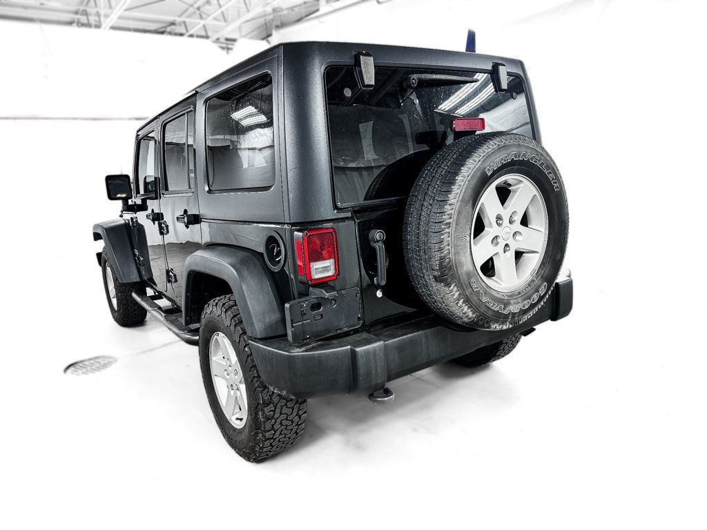 2017 Jeep Wrangler Unlimited UNLIMITED SPORT 4X4 - 22883000 - 3