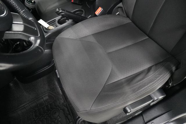 2017 Jeep Wrangler Unlimited Willys Wheeler 4x4 - 22989290 - 12