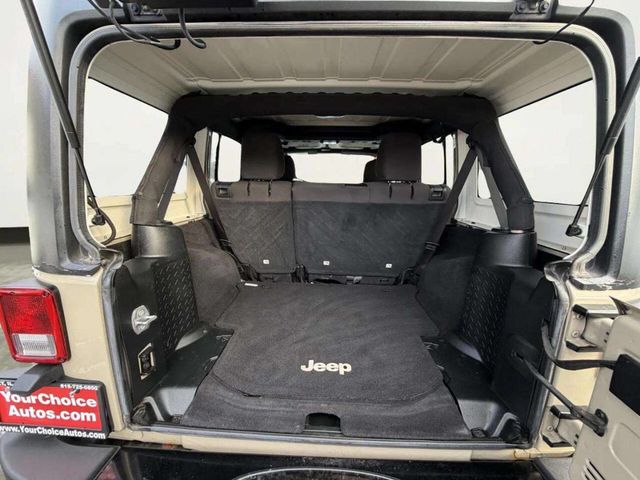 2017 Jeep Wrangler Unlimited Willys Wheeler 4x4 - 22972327 - 5