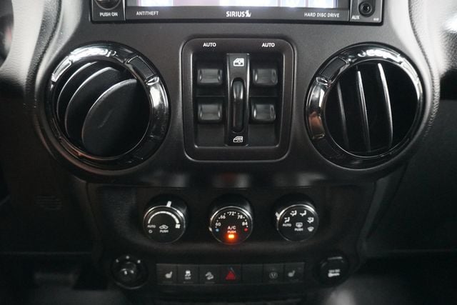 2017 Jeep Wrangler Unlimited Winter 4x4 - 22897825 - 21