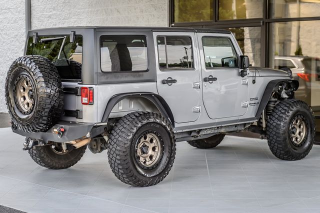 2017 Jeep Wrangler Unlimited WRANGLER UNLIMITED WHEELS BUMPERS LIFTED MUST SEE - 23033359 - 8