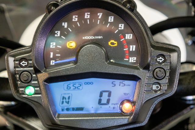 2017 KAWASAKI VULCAN S ABS CAFE 650 1-OWNER LOW MILES!!! - 22987820 - 11