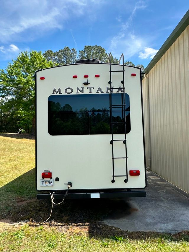 2017 Keystone Montana 3711FL - 23026440 - 15