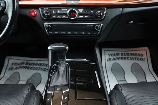 2017 Kia Cadenza Premium - 23063560 - 37