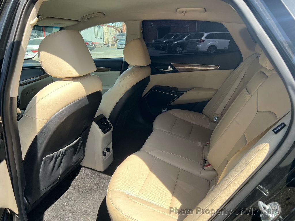 2017 Kia Cadenza Premium Sedan - 22809563 - 14