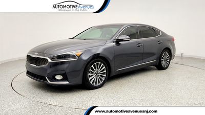 2017 Kia Cadenza