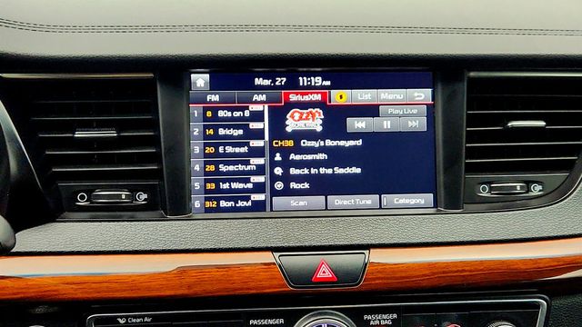 2017 Kia Cadenza Premium Sedan w/ Luxury Package & Panoramic Sunroof - 23004617 - 18