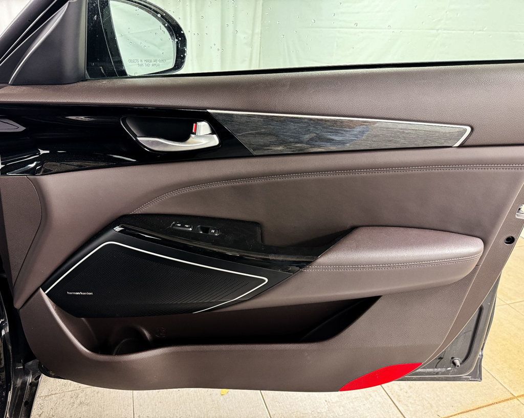 2017 Kia Cadenza SXL LIMITED - 22943260 - 17