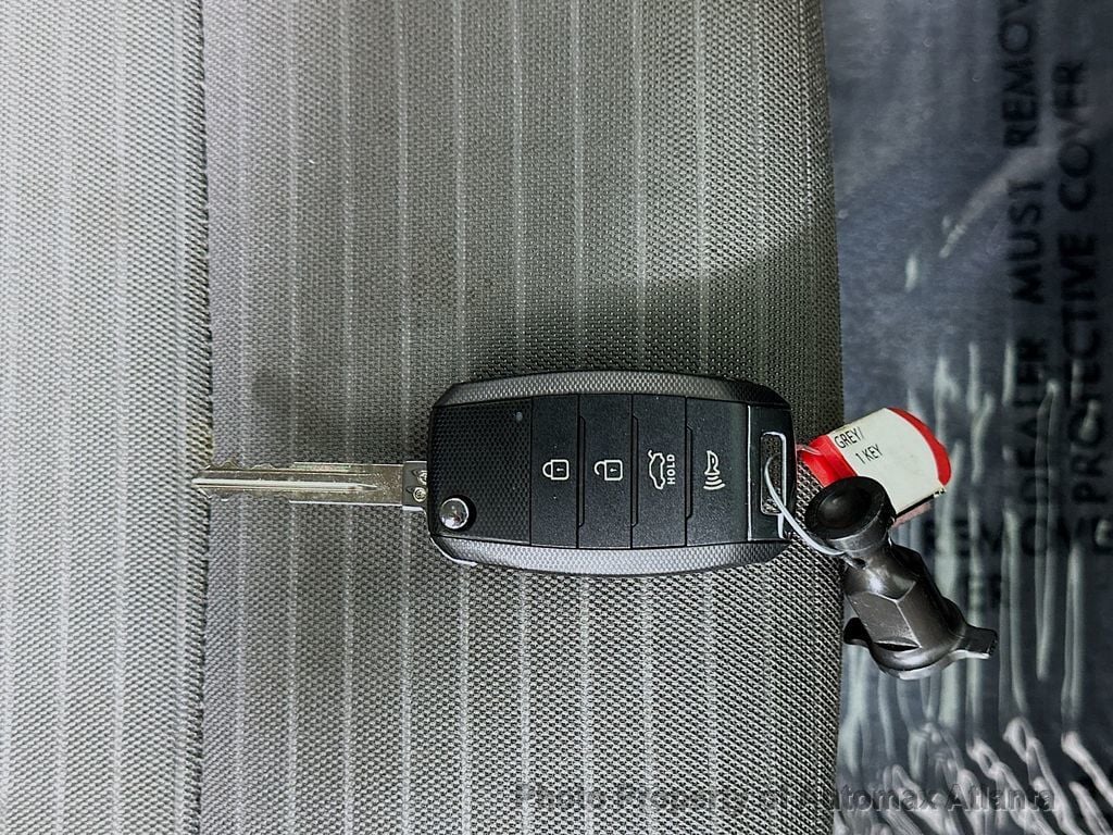 2017 Kia Forte LX - 22579728 - 31