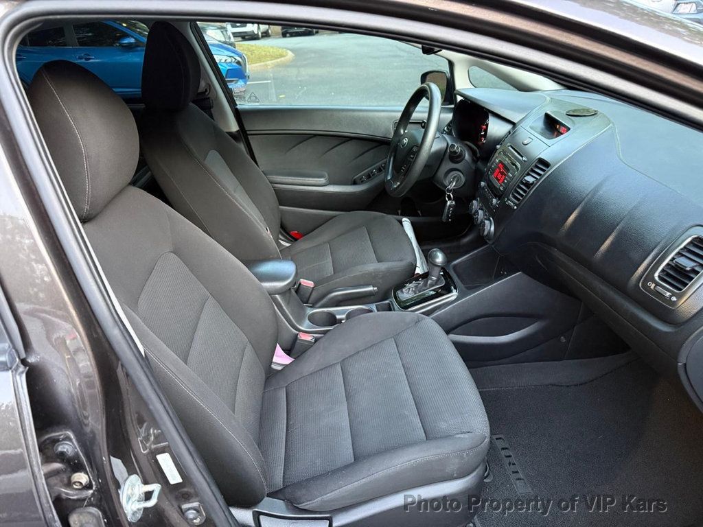 2017 Kia Forte LX Automatic - 23022506 - 12