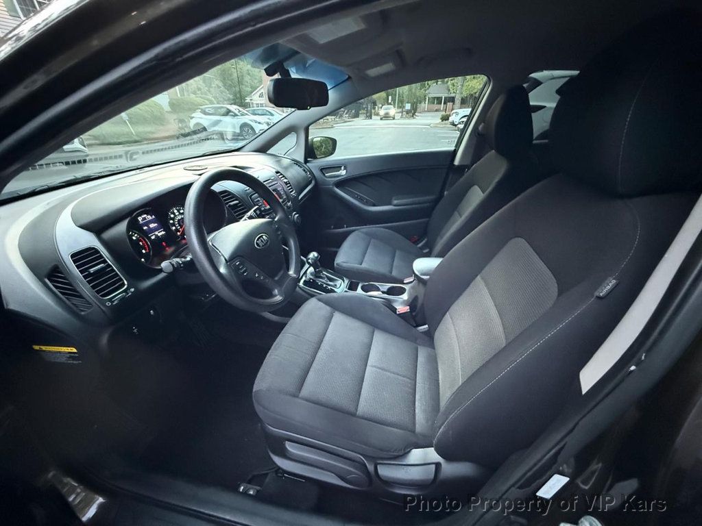 2017 Kia Forte LX Automatic - 23022506 - 15