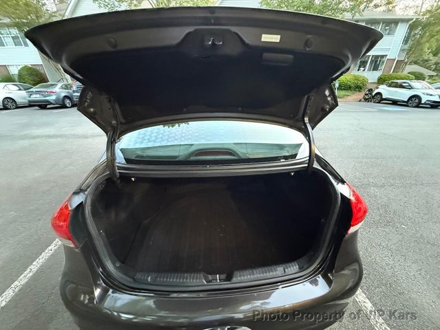 2017 Kia Forte LX Automatic - 23022506 - 19