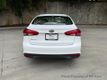 2017 Kia Forte LX Automatic - 23031847 - 5