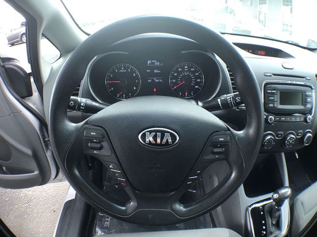 2017 Kia Forte LX Automatic - 22709061 - 14