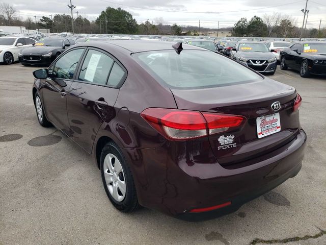 2017 Kia Forte LX Automatic - 22295438 - 2