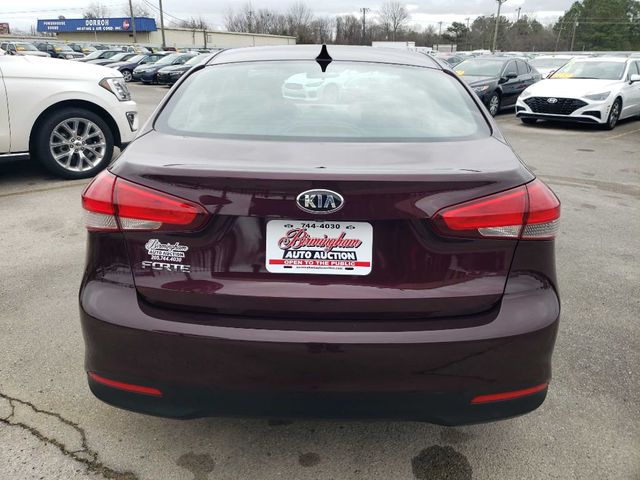 2017 Kia Forte LX Automatic - 22295438 - 5