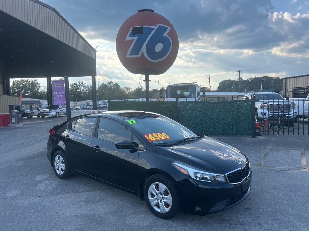 2017 Kia Forte LX Automatic - 22916985 | Video 1