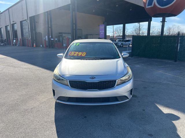 2017 Kia Forte LX Automatic - 22985398 - 1