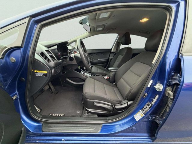 2017 Kia Forte LX Automatic - 22962411 - 10