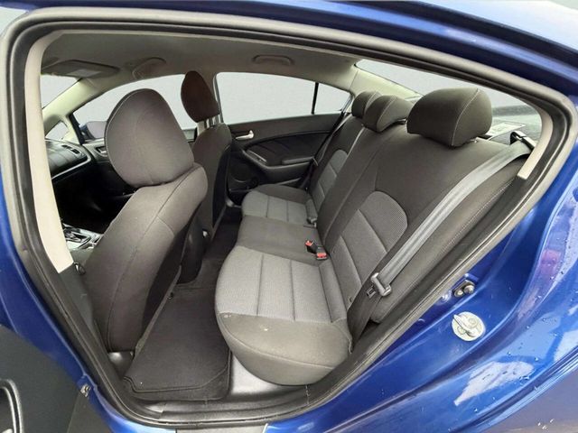 2017 Kia Forte LX Automatic - 22962411 - 15