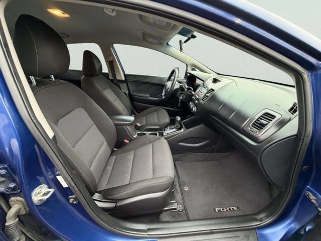 2017 Kia Forte LX Automatic - 22962411 - 20