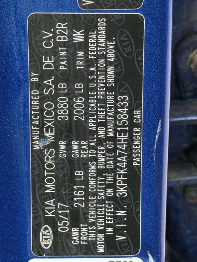 2017 Kia Forte LX Automatic - 22962411 - 25