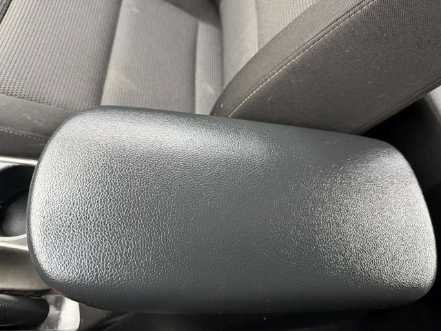 2017 Kia Forte LX Automatic - 22962411 - 38