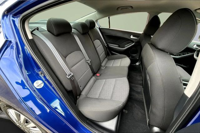 2017 Kia Forte LX Automatic - 22957986 - 13