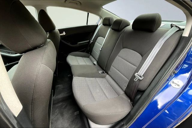 2017 Kia Forte LX Automatic - 22957986 - 16
