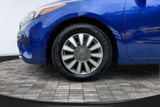 2017 Kia Forte LX Automatic - 22957986 - 32