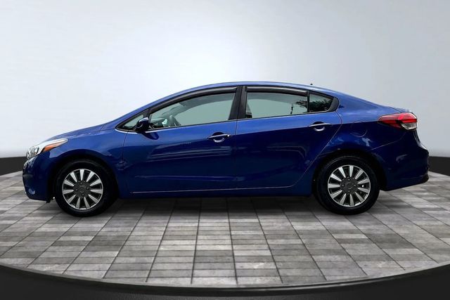 2017 Kia Forte LX Automatic - 22957986 - 3
