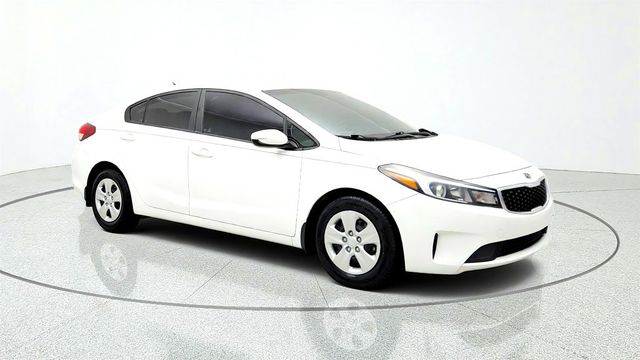 2017 Kia Forte LX Manual - 23075457 - 2