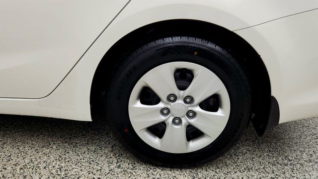 2017 Kia Forte LX Manual - 23075457 - 8