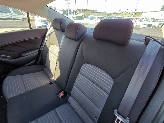 2017 Kia Forte S Automatic - 22941345 - 15