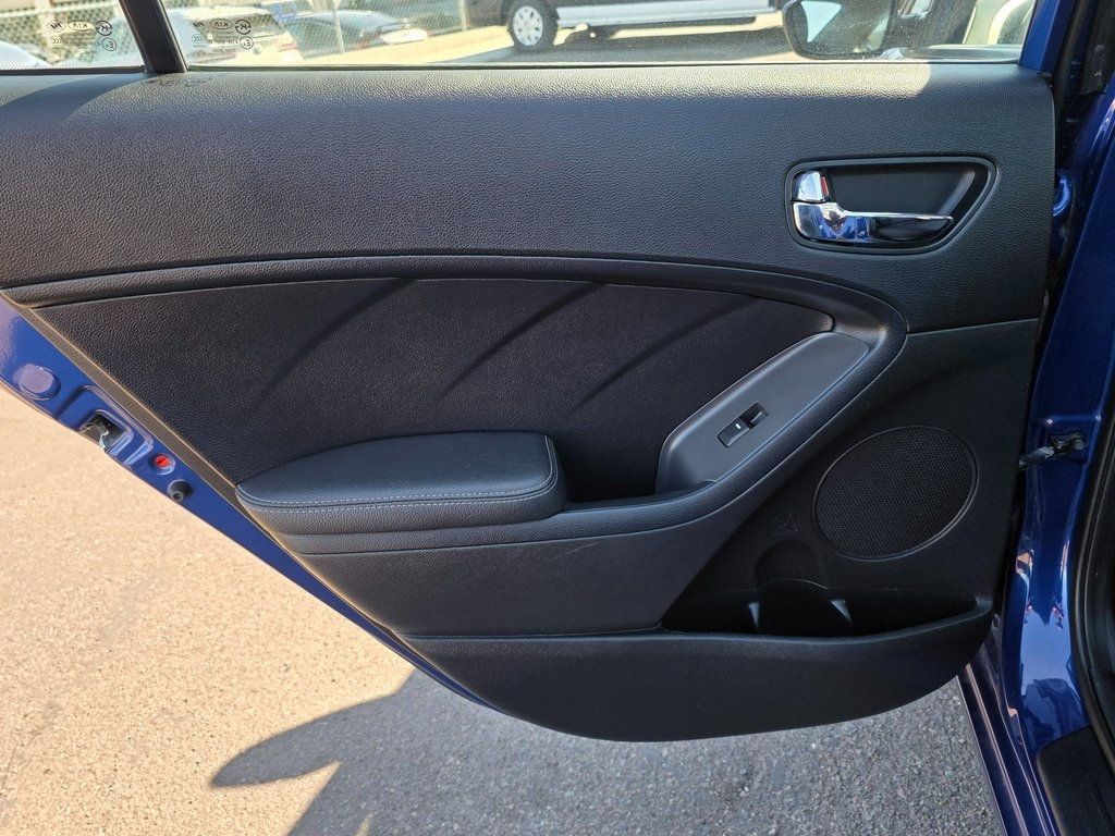 2017 Kia Forte S Automatic - 22941345 - 17