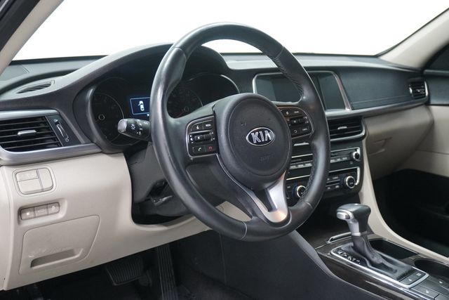 2017 Kia Optima EX Automatic - 23023635 - 9