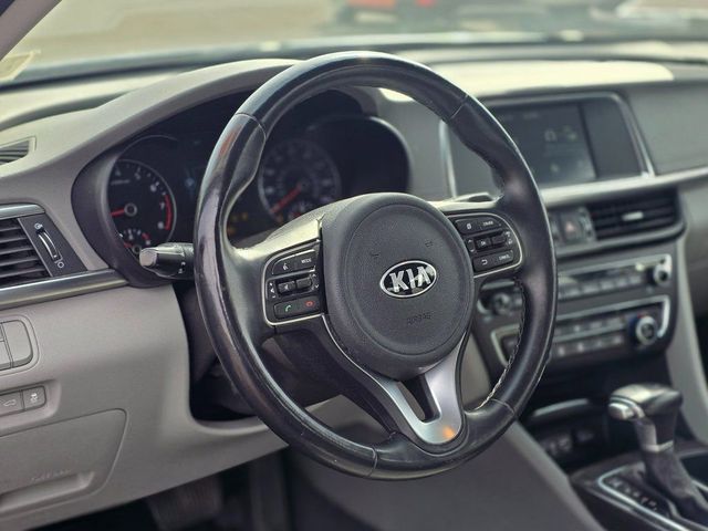 2017 Kia Optima EX Automatic - 22983372 - 11