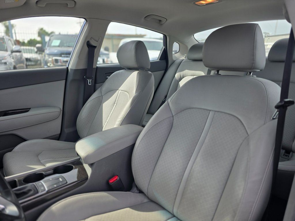 2017 Kia Optima EX Automatic - 22983372 - 13