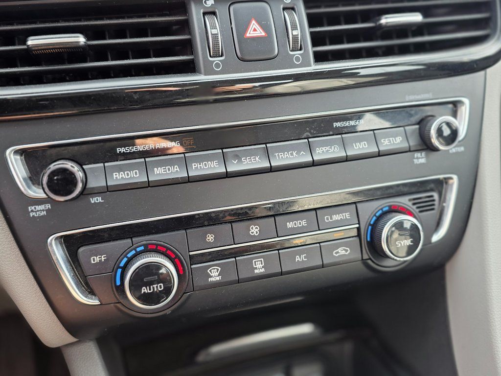 2017 Kia Optima EX Automatic - 22983372 - 29