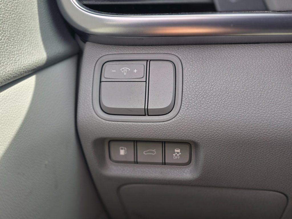 2017 Kia Optima EX Automatic - 22983372 - 36