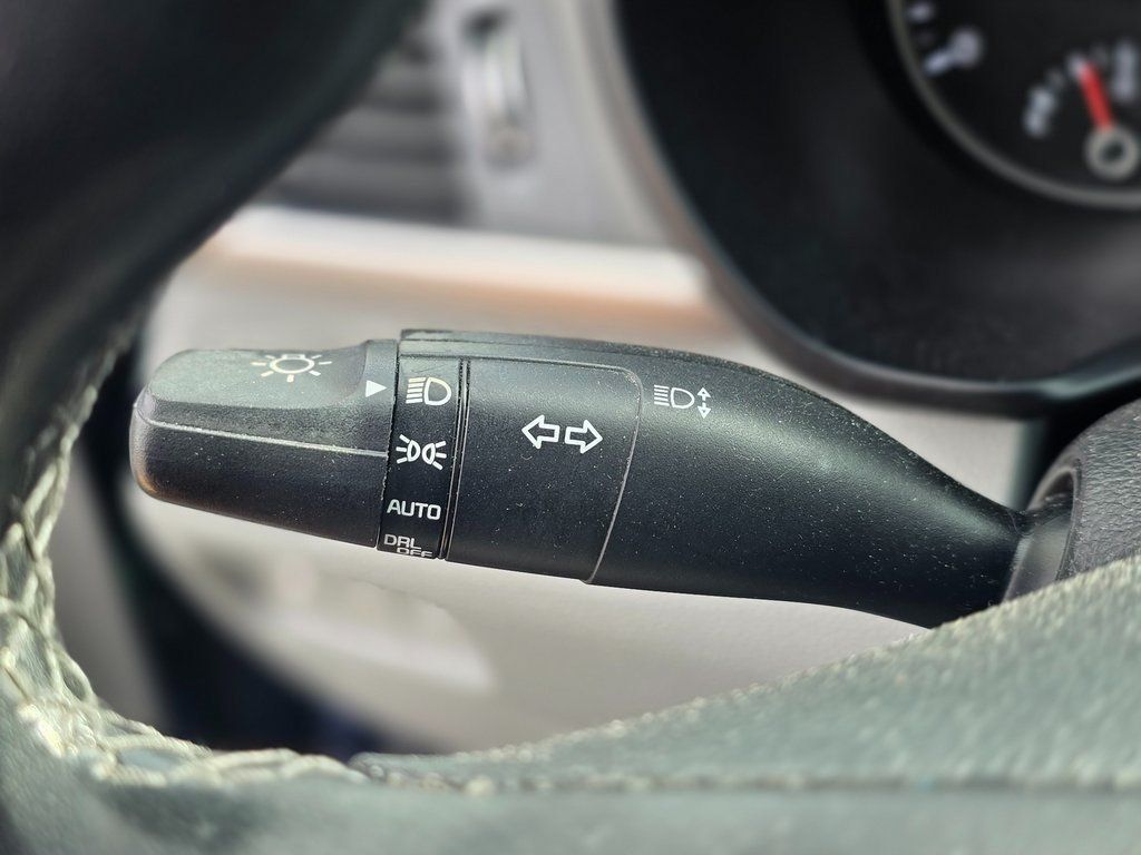 2017 Kia Optima EX Automatic - 22983372 - 37